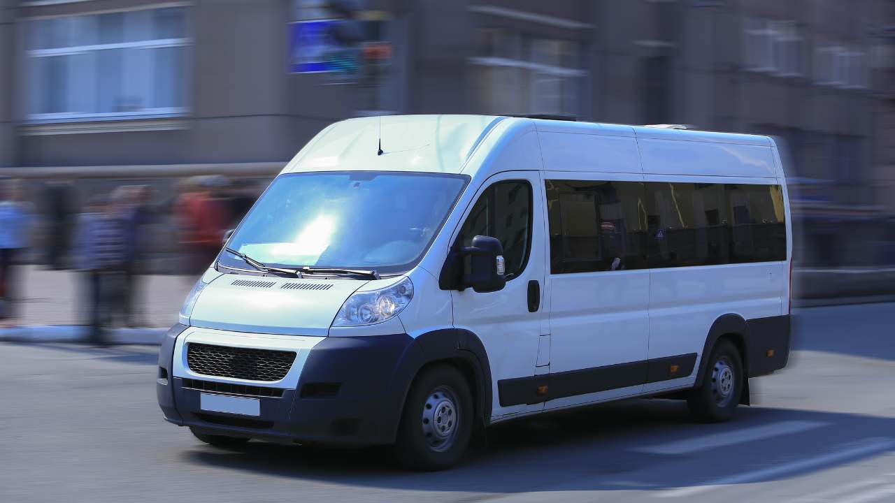 minibusz